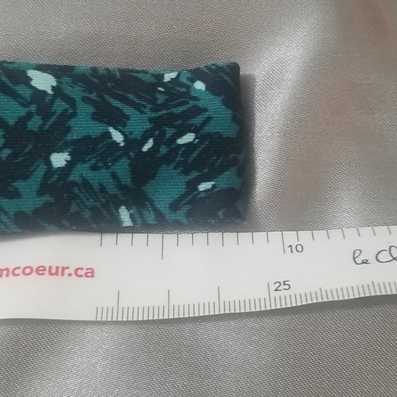 3 for $20 Lululemon headband - Picture 5 of 5